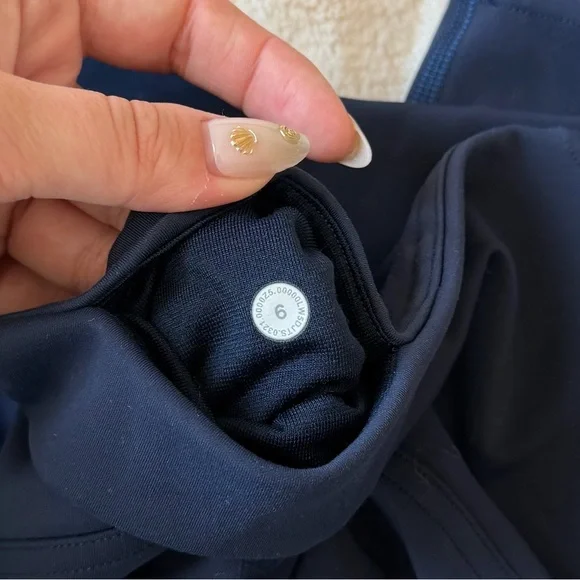 Lululemon Instill High-Rise Tight 25" True Navy Size 6 - Picture 4 of 4